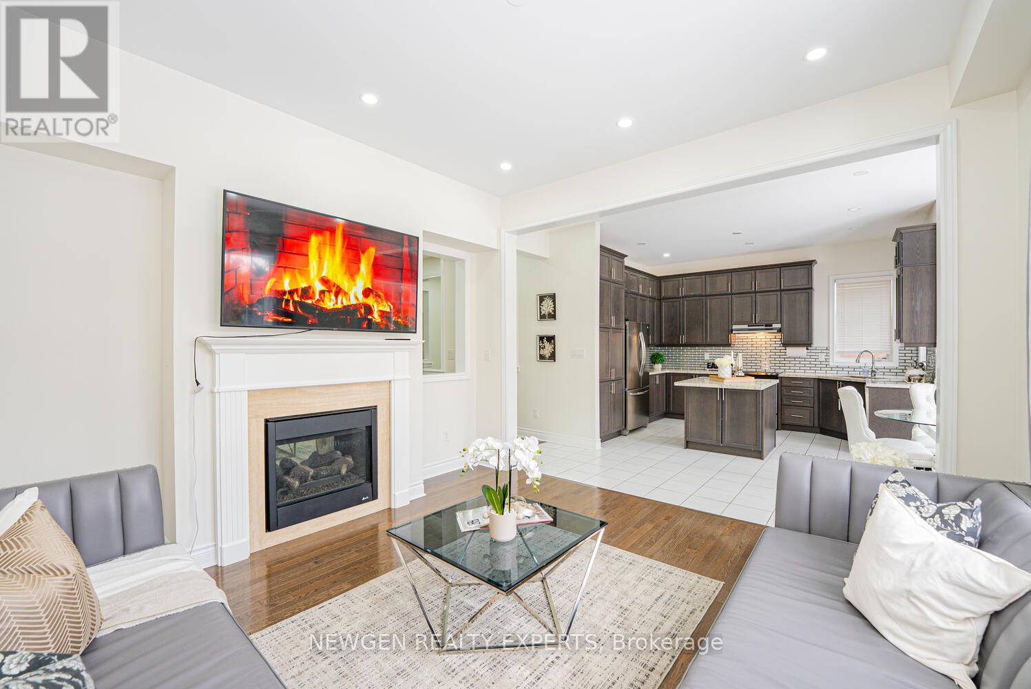 17 Monarch Drive, Halton Hills (Georgetown), Ontario  L7G 0H9 - Photo 12 - W12887980