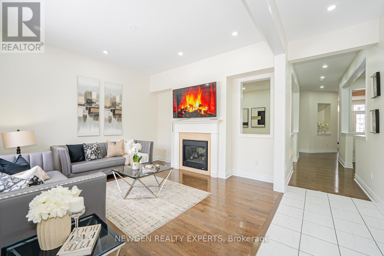 17 Monarch Drive, Halton Hills (Georgetown), Ontario  L7G 0H9 - Photo 13 - W12887980