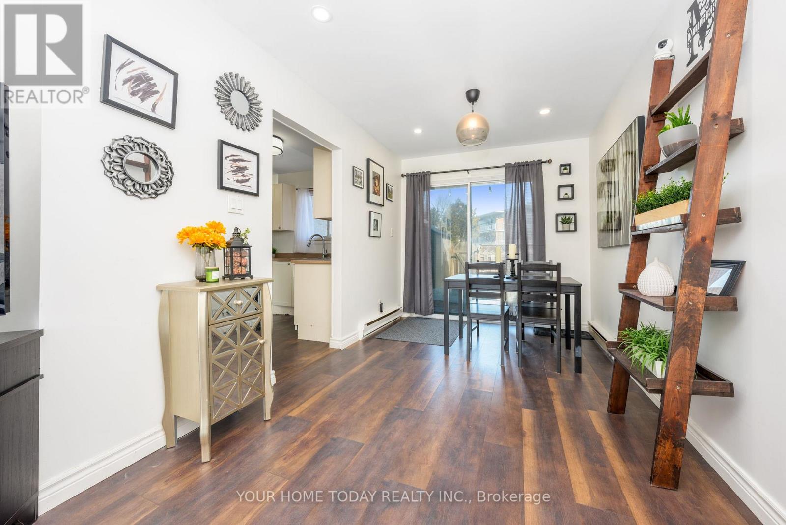 29 - 108 Sinclair Avenue, Halton Hills (Georgetown), Ontario  L7G 1J4 - Photo 14 - W12890800