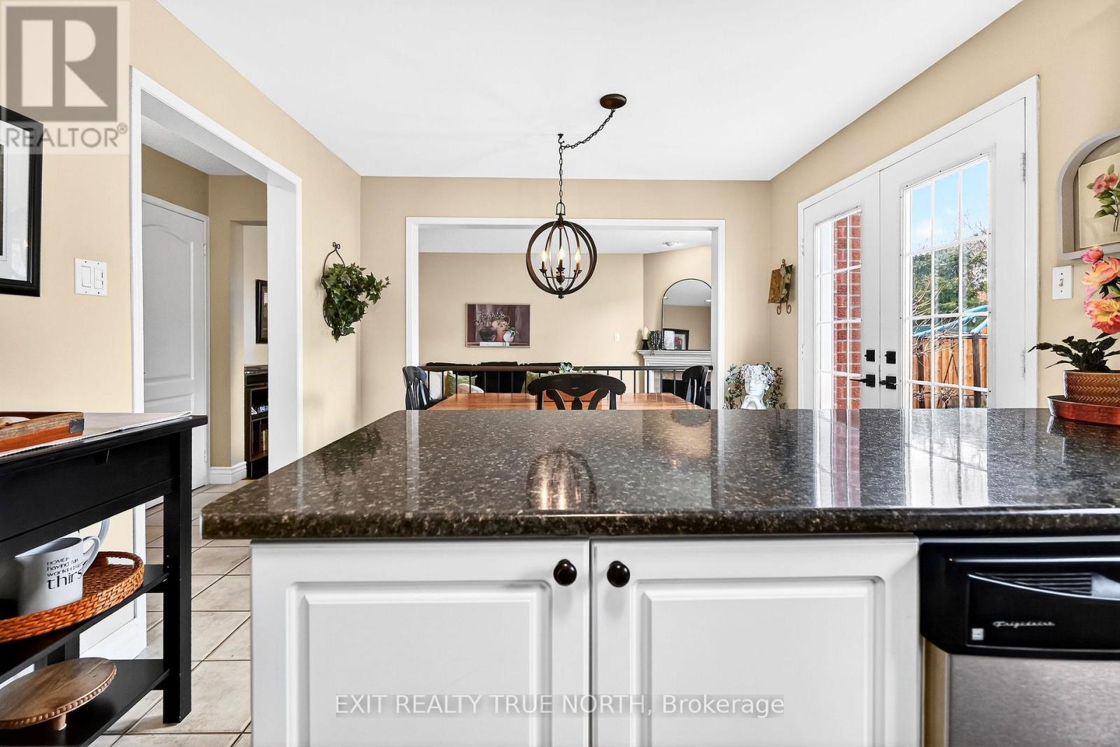 17 Chester Crescent, Halton Hills (Georgetown), Ontario  L7G 5W5 - Photo 13 - W12891792