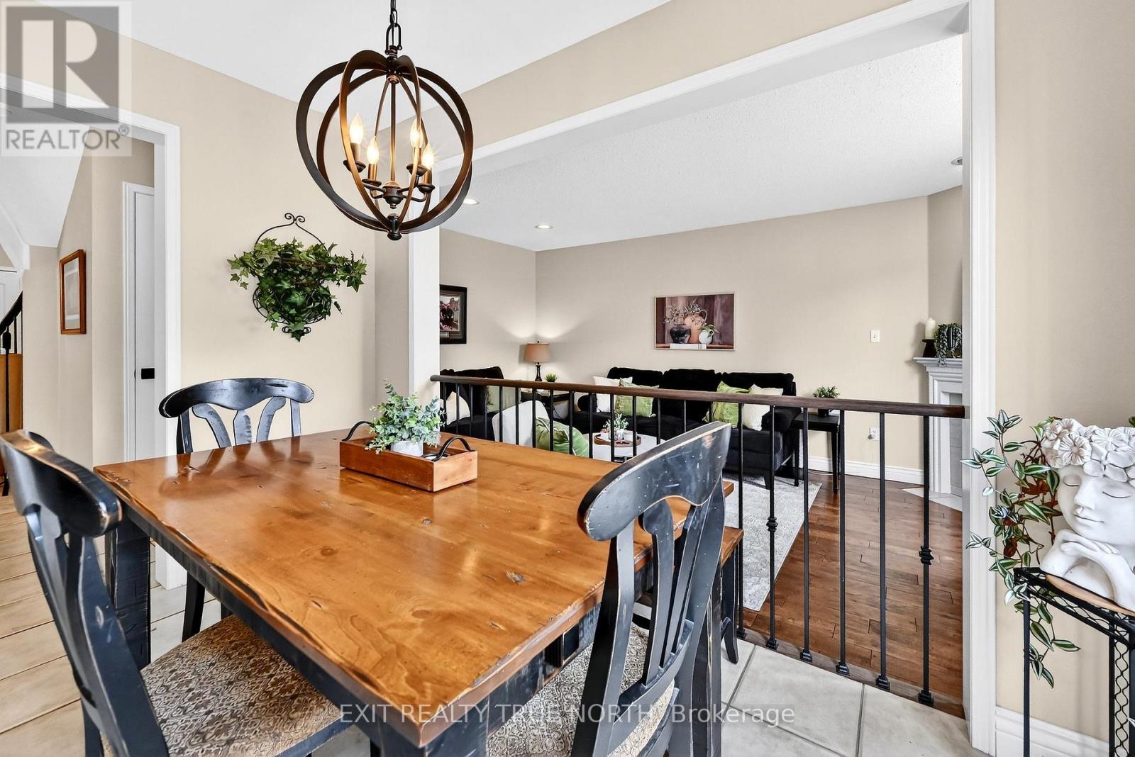 17 Chester Crescent, Halton Hills (Georgetown), Ontario  L7G 5W5 - Photo 16 - W12891792