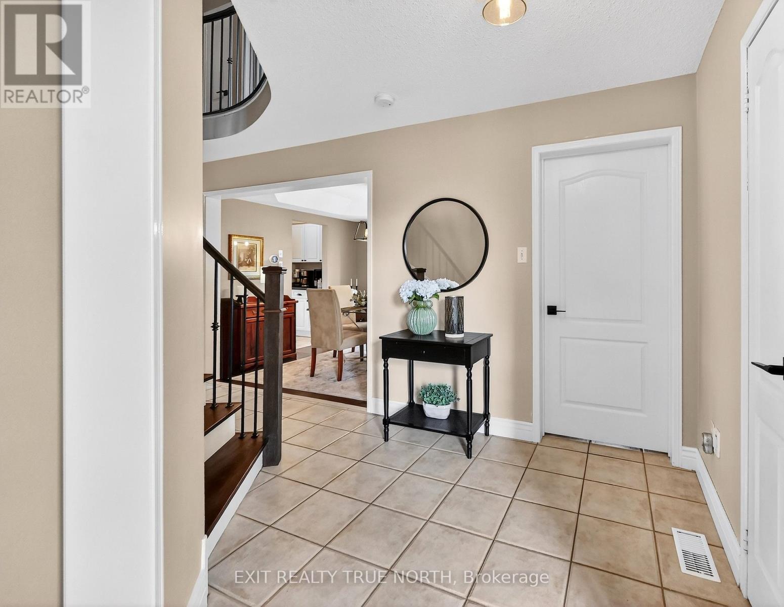 17 Chester Crescent, Halton Hills (Georgetown), Ontario  L7G 5W5 - Photo 7 - W12891792