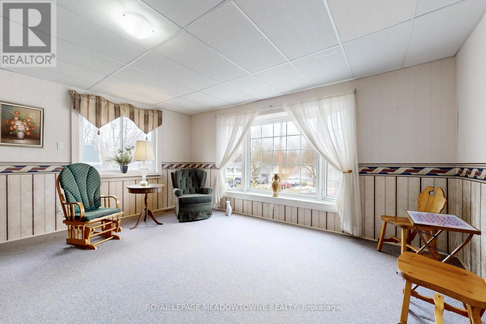 43 Cobblehill Road, Halton Hills (Ac Acton), Ontario  L7J 1P1 - Photo 15 - W12893204