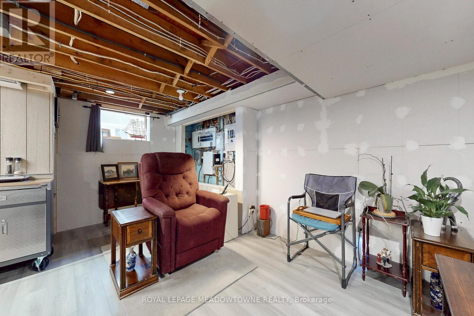 43 Cobblehill Road, Halton Hills (Ac Acton), Ontario  L7J 1P1 - Photo 21 - W12893204