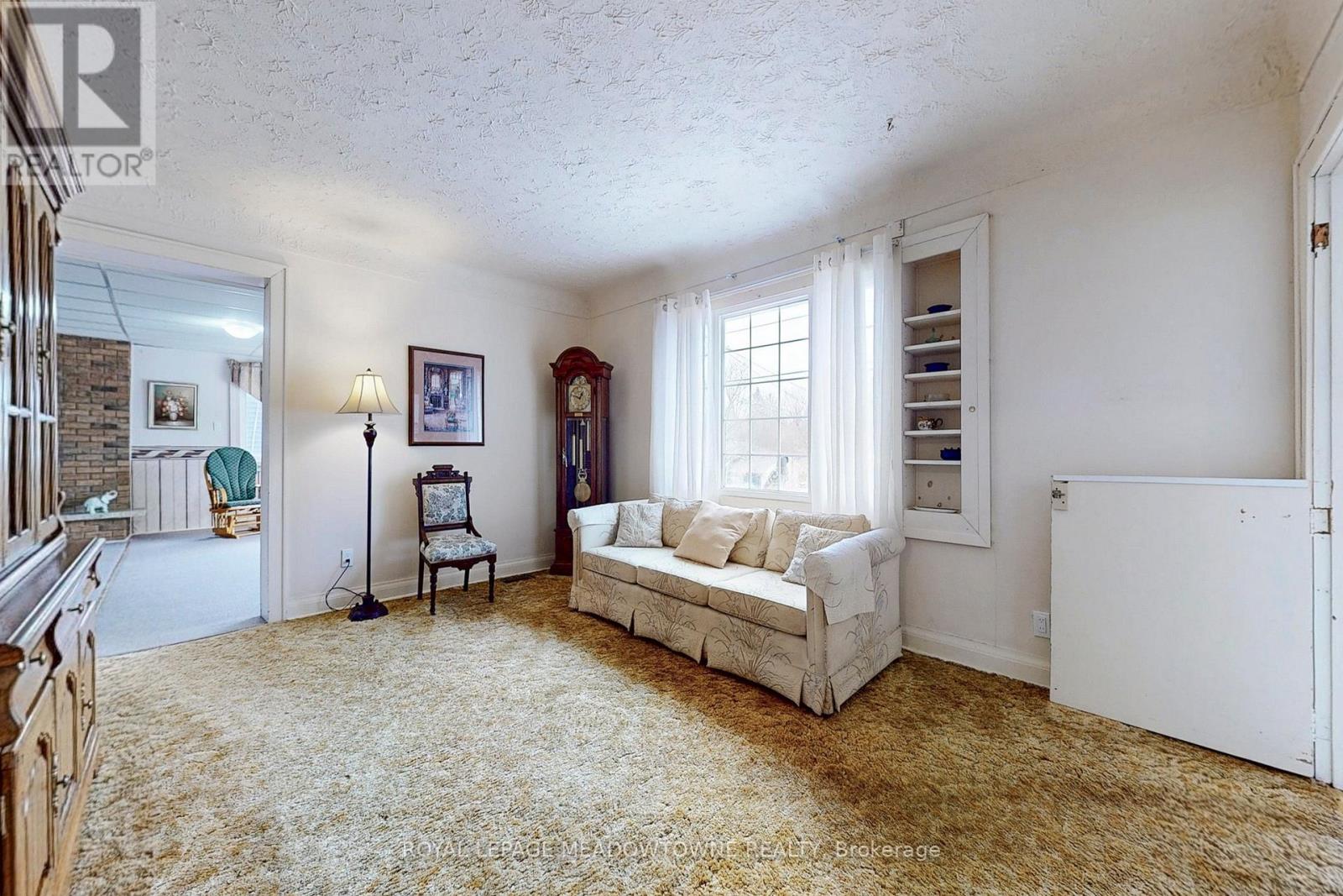 43 Cobblehill Road, Halton Hills (Ac Acton), Ontario  L7J 1P1 - Photo 3 - W12893204