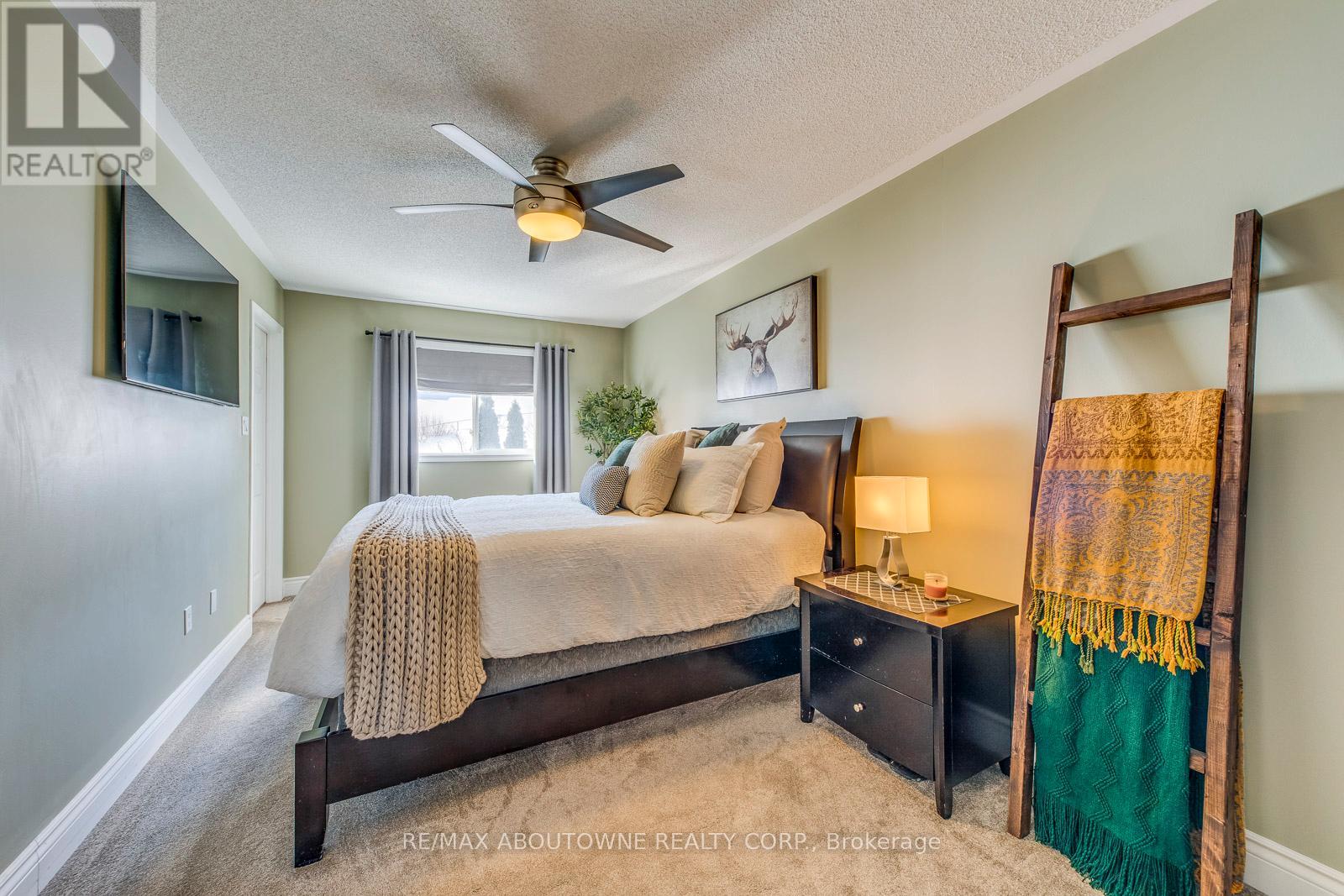 34 Palomino Trail, Halton Hills (Georgetown), Ontario  L7G 6E9 - Photo 26 - W12894824