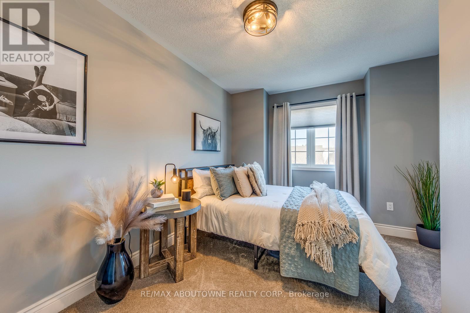 34 Palomino Trail, Halton Hills (Georgetown), Ontario  L7G 6E9 - Photo 30 - W12894824