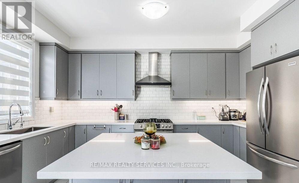 17 Overstone Road E, Halton Hills (Georgetown), Ontario  L7G 0M9 - Photo 11 - W12894892