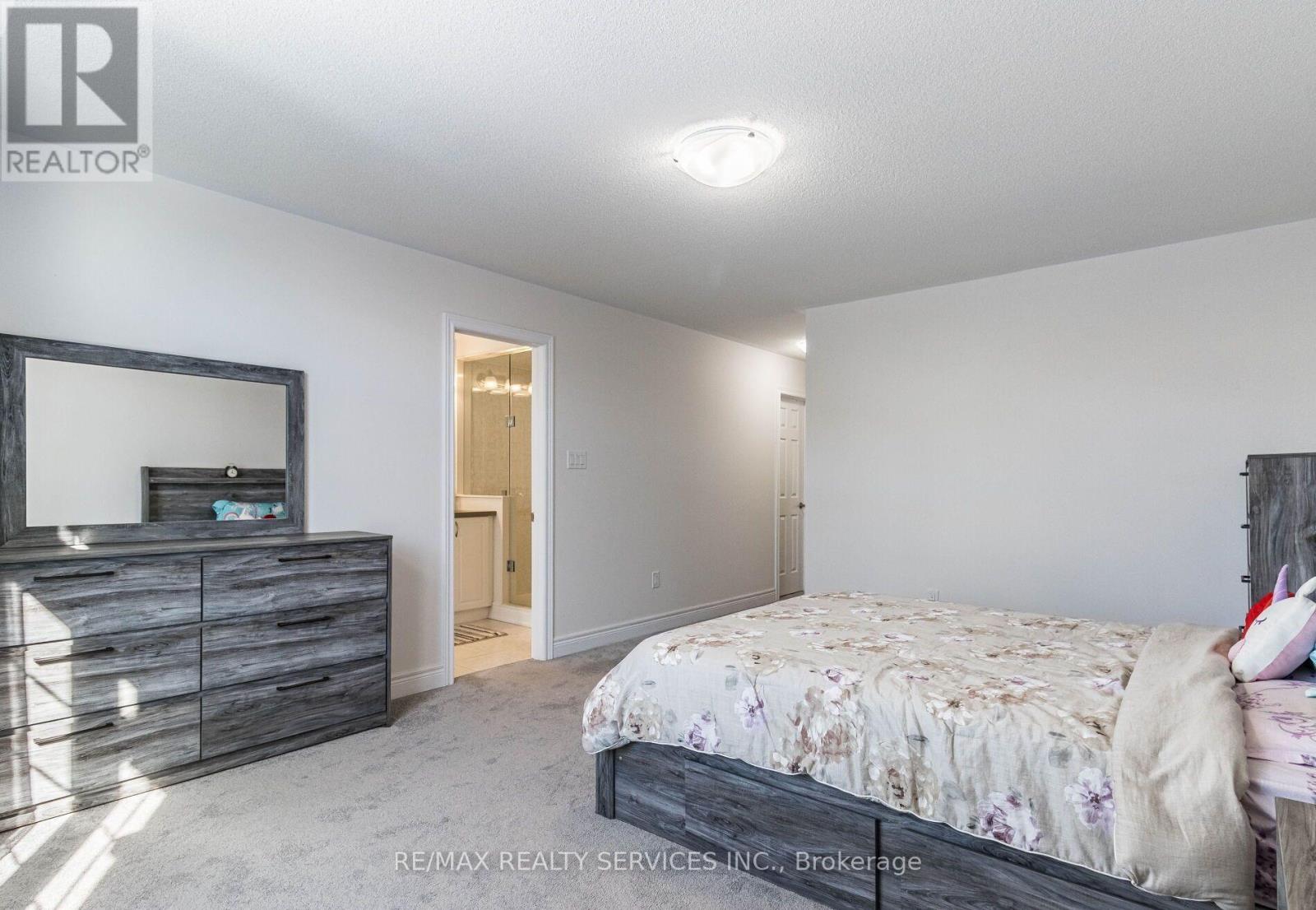 17 Overstone Road E, Halton Hills (Georgetown), Ontario  L7G 0M9 - Photo 13 - W12894892