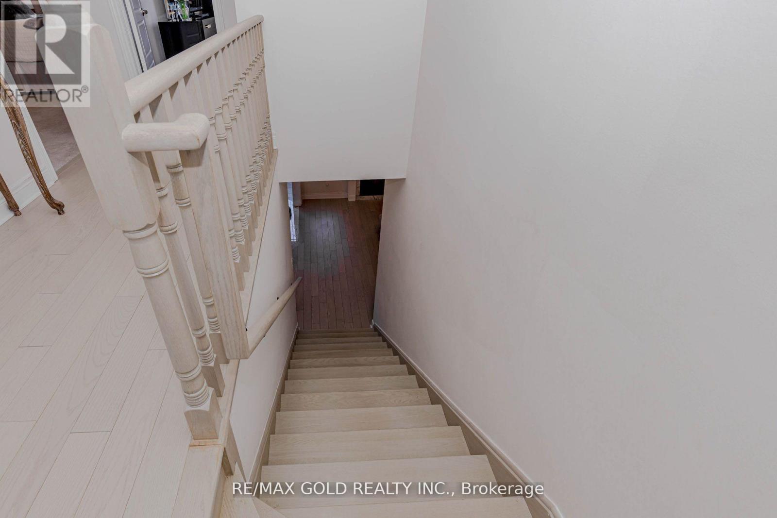 18 Branigan Crescent, Halton Hills (Georgetown), Ontario  L7G 0N2 - Photo 28 - W12895312