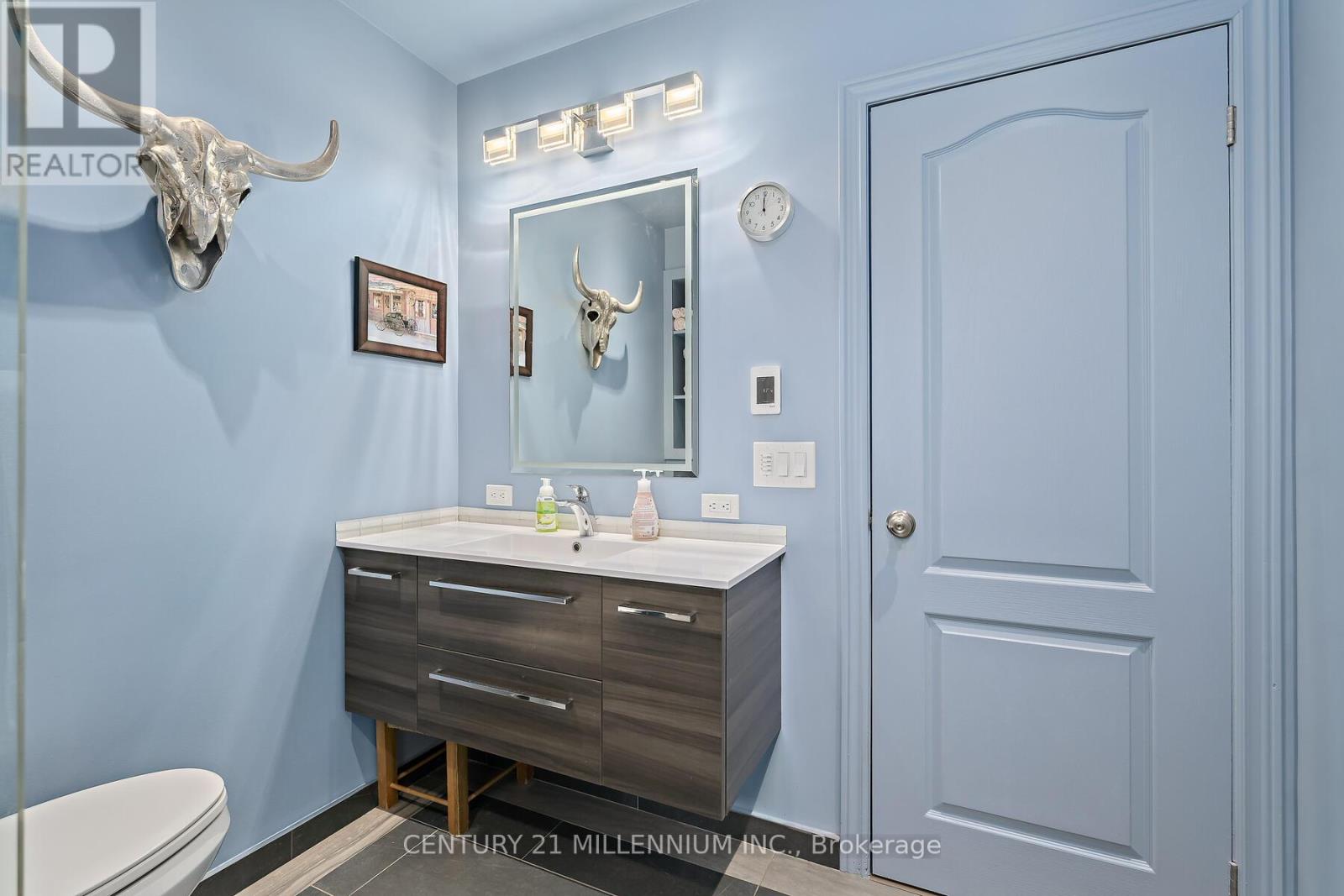 10875 Fifth Line, Halton Hills (Rural Halton Hills), Ontario  L7G 4S6 - Photo 22 - W12900108