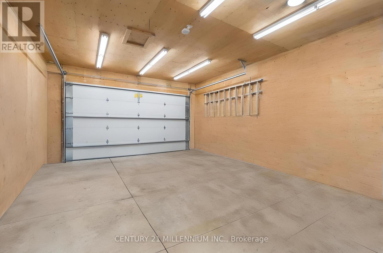 10875 Fifth Line, Halton Hills (Rural Halton Hills), Ontario  L7G 4S6 - Photo 30 - W12900108