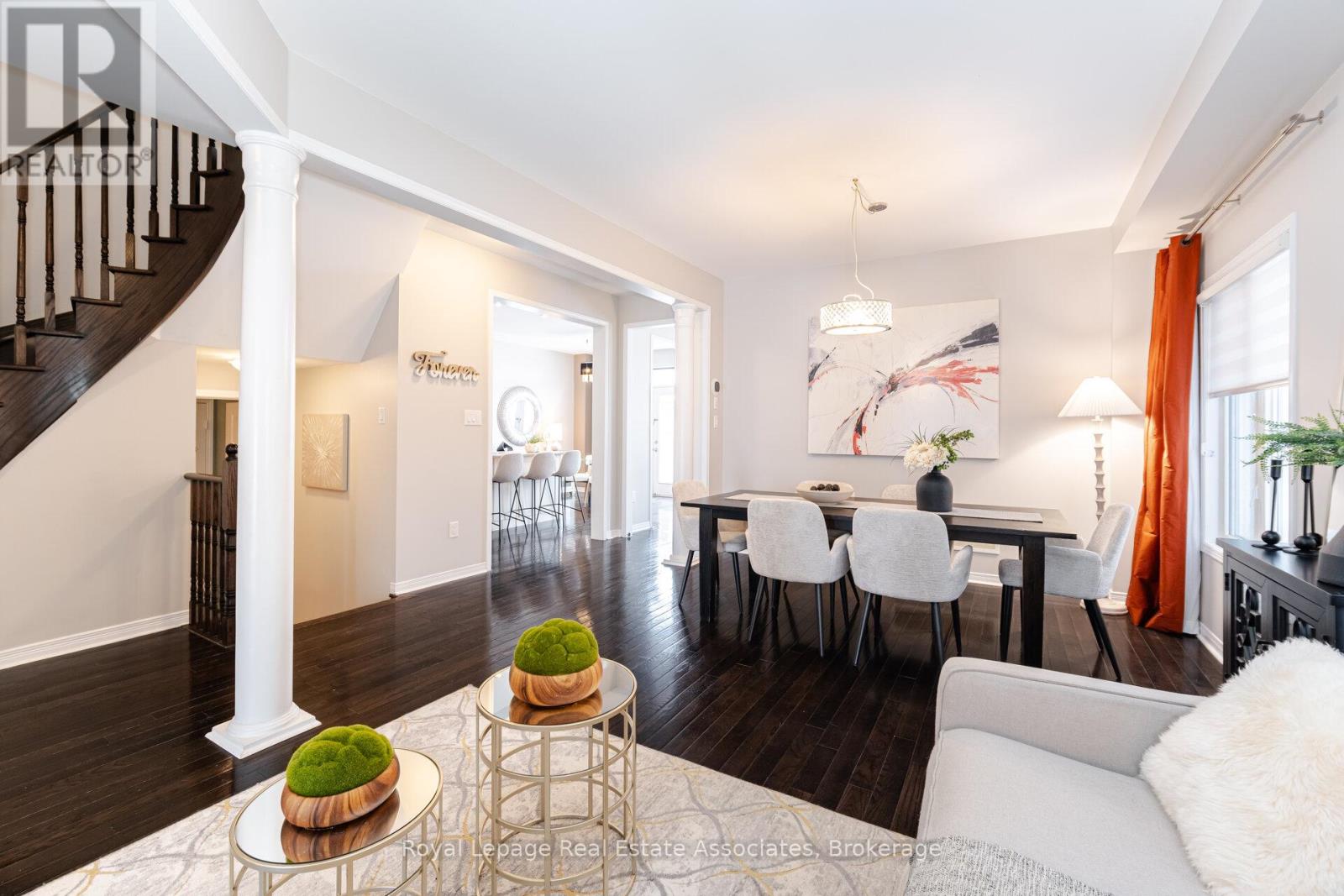 39 Wildflower Lane, Halton Hills (Georgetown), Ontario  L7G 0H8 - Photo 10 - W12901852