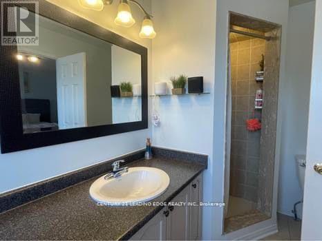 118 Niagara Trail, Halton Hills (Georgetown), Ontario  L7G 0A8 - Photo 12 - W12902782