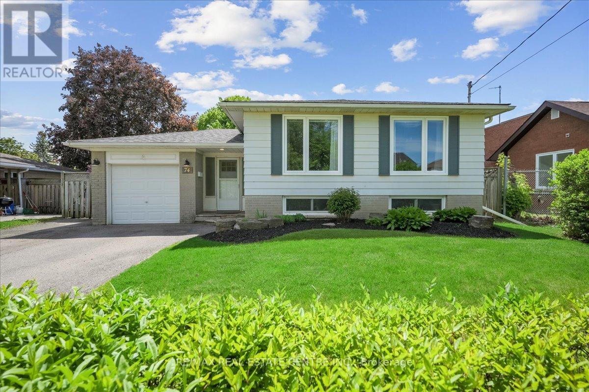 74 Mountainview Road S, Halton Hills (Georgetown), Ontario  L7G 4K5 - Photo 1 - W12903236