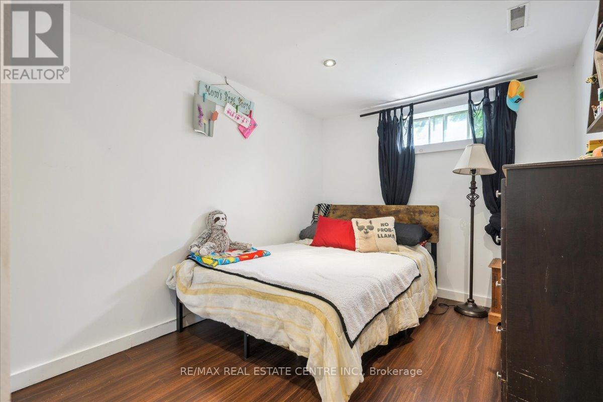 74 Mountainview Road S, Halton Hills (Georgetown), Ontario  L7G 4K5 - Photo 31 - W12903236