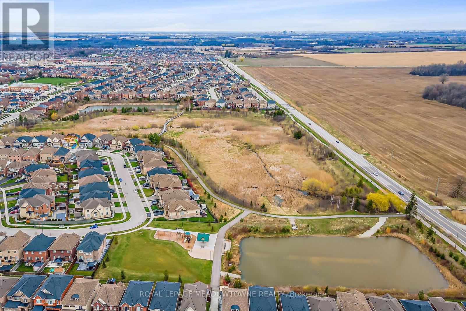 67 Hidden Lake Trail, Halton Hills (Georgetown), Ontario  L7G 0K6 - Photo 46 - W12903366