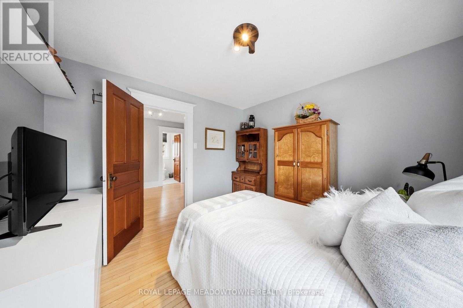 43 Frederick Street, Halton Hills (Ac Acton), Ontario  L7J 2B9 - Photo 28 - W12904000