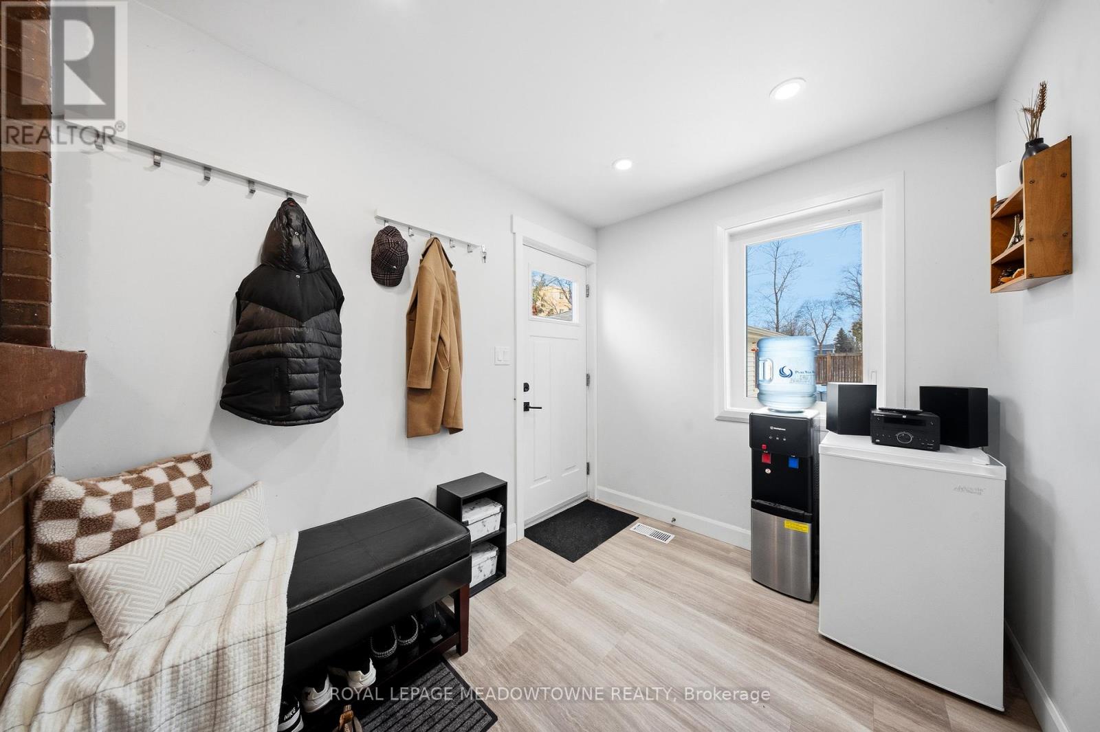 43 Frederick Street, Halton Hills (Ac Acton), Ontario  L7J 2B9 - Photo 36 - W12904000