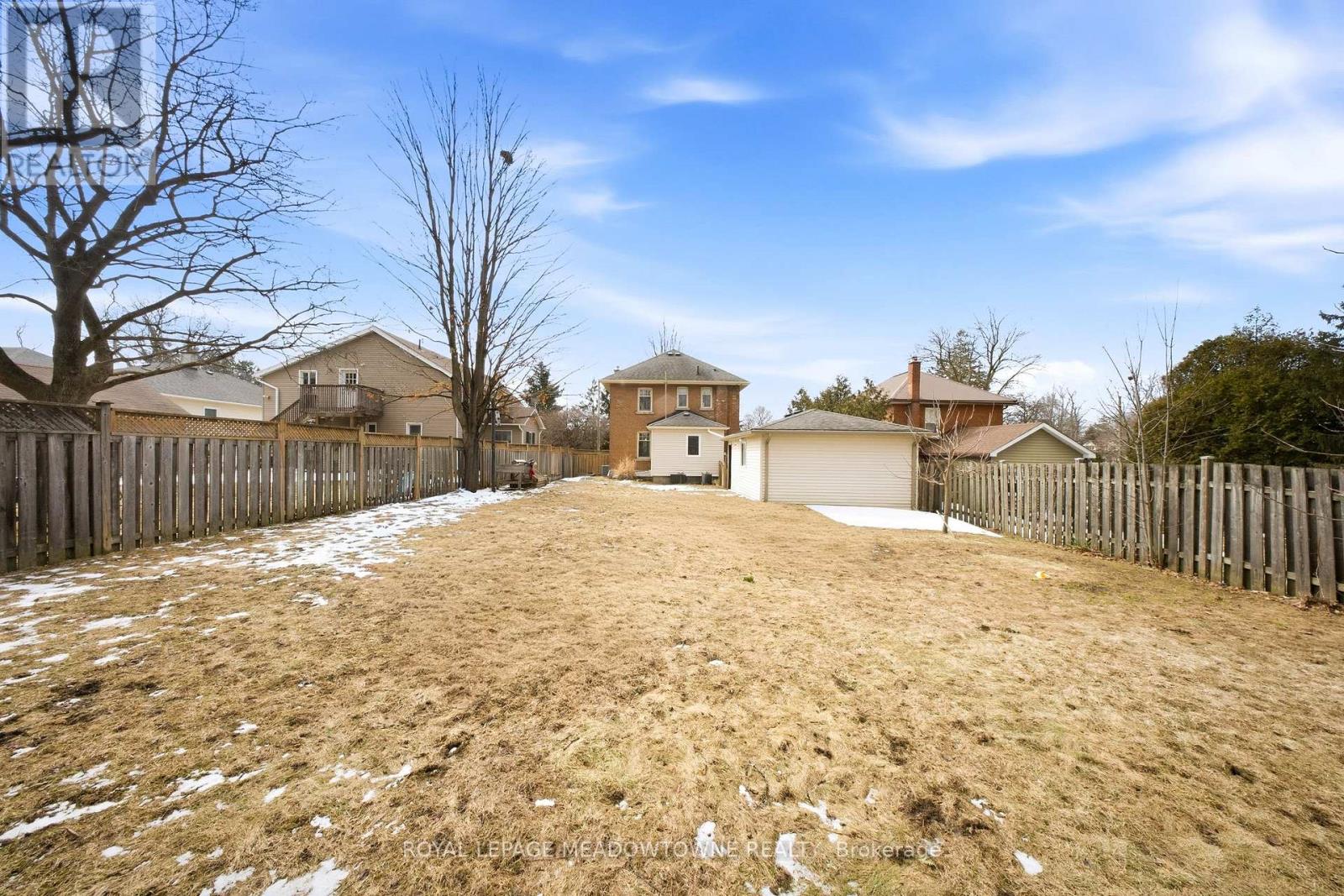 43 Frederick Street, Halton Hills (Ac Acton), Ontario  L7J 2B9 - Photo 40 - W12904000