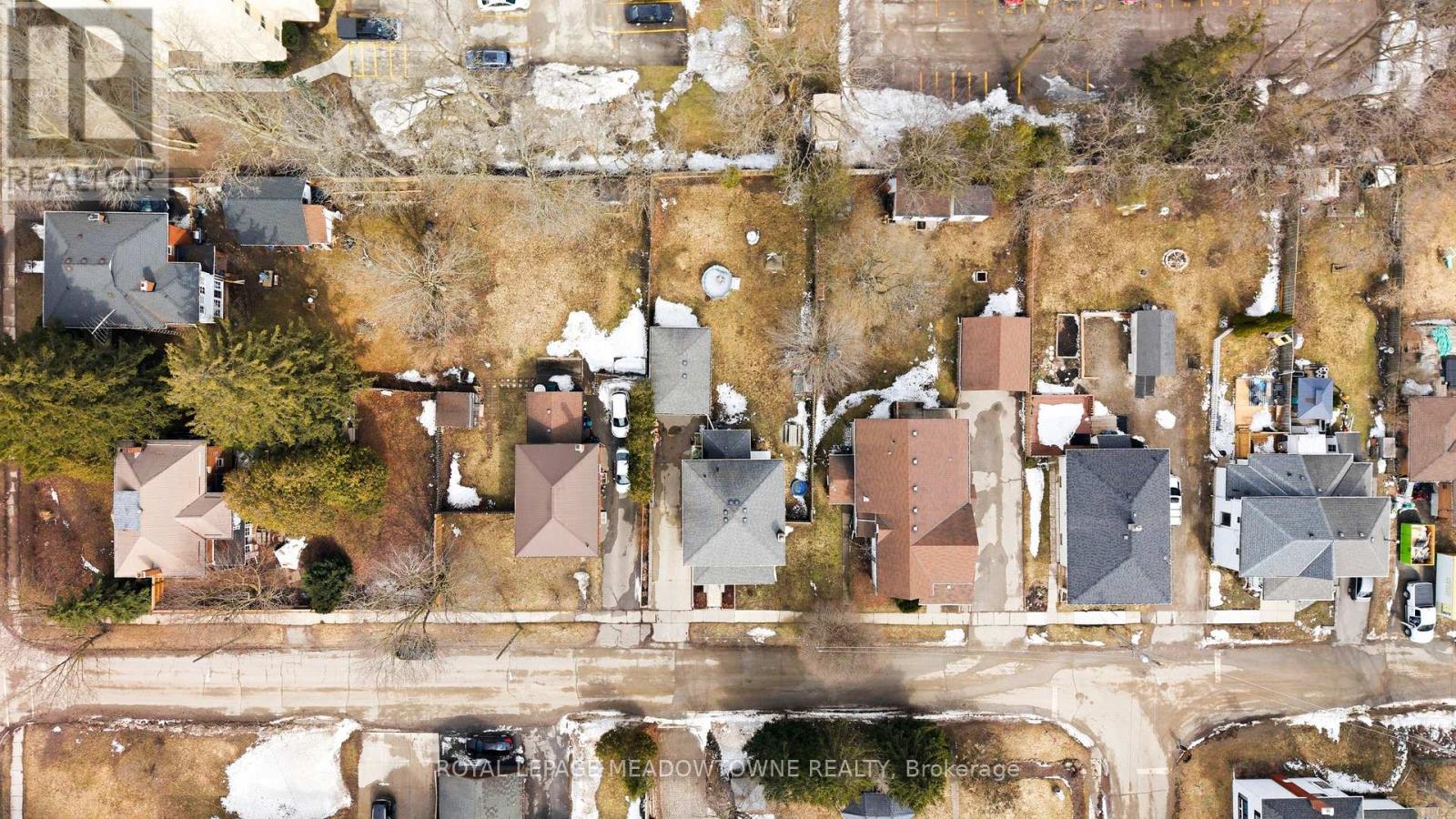 43 Frederick Street, Halton Hills (Ac Acton), Ontario  L7J 2B9 - Photo 49 - W12904000