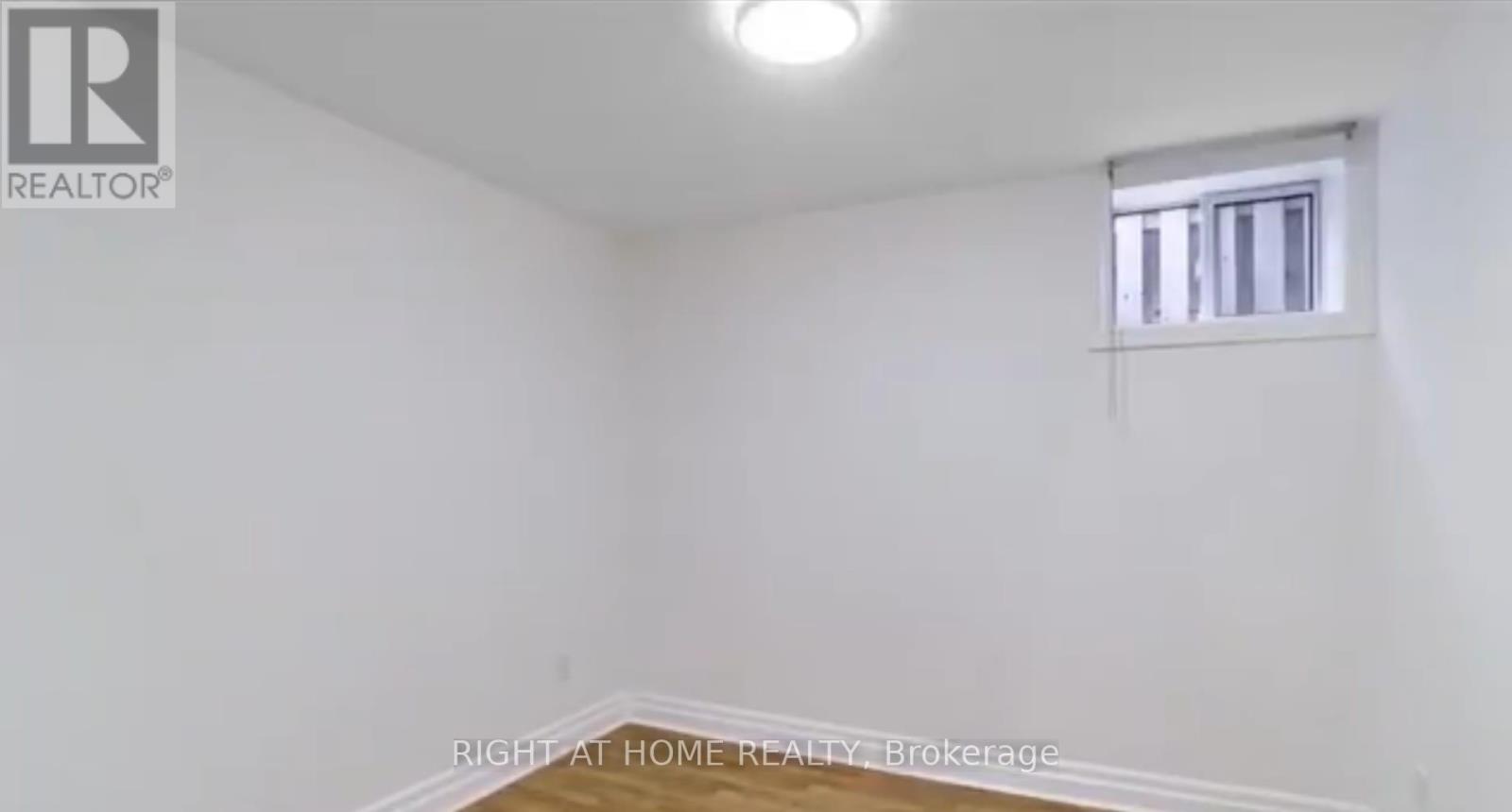 19 Morden Neilson Way, Halton Hills (Georgetown), Ontario  L7G 5Y9 - Photo 6 - W12904670