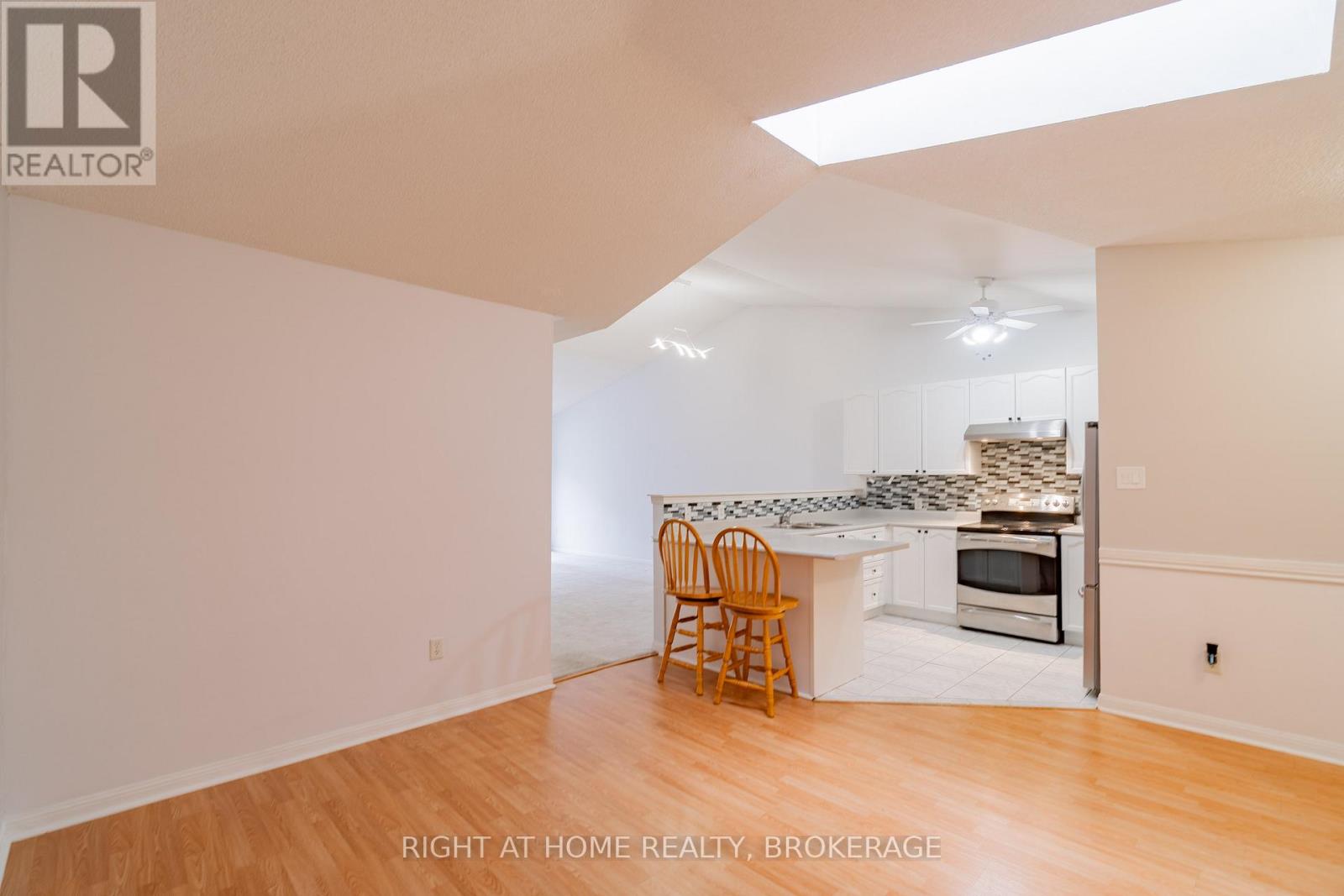 33 Atwood Avenue, Halton Hills (Georgetown), Ontario  L7G 5Z9 - Photo 12 - W12907464