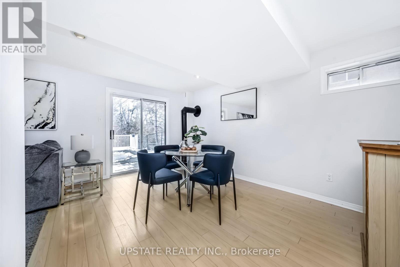 7 Birchway Place, Halton Hills (Ac Acton), Ontario  L7J 2X4 - Photo 31 - W12909638