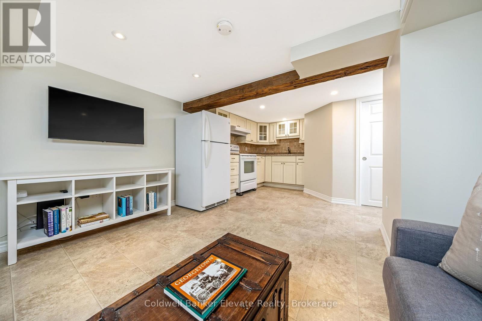 6 Queen Street, Halton Hills (Georgetown), Ontario  L7G 2E4 - Photo 30 - W12909692