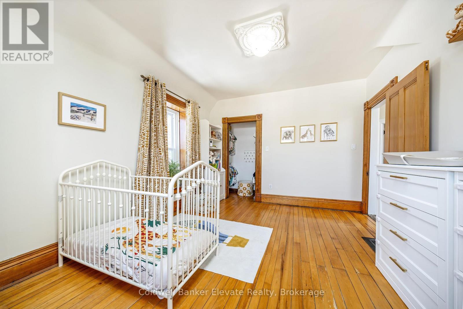 6 Queen Street, Halton Hills (Georgetown), Ontario  L7G 2E4 - Photo 41 - W12909692