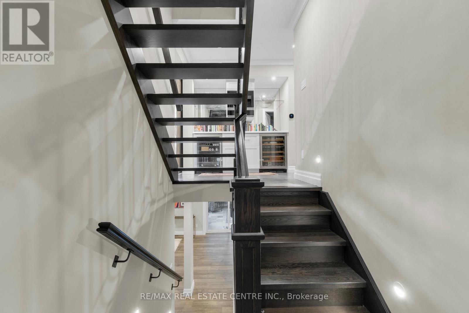 1175 Derry Road, Milton, Ontario  L0P 1B0 - Photo 21 - W12912268