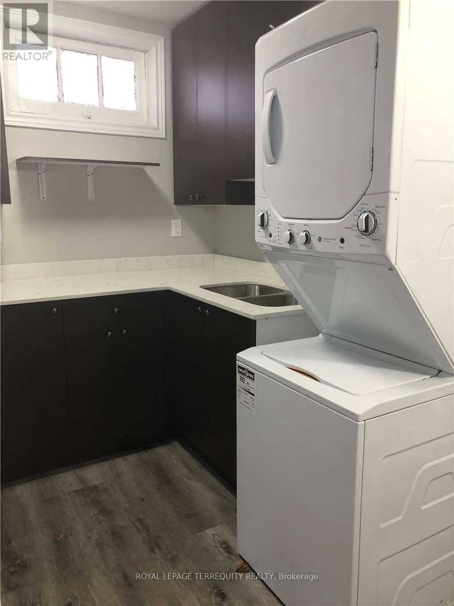 4 - 15 John Street, Halton Hills (Georgetown), Ontario  L7G 2J6 - Photo 2 - W12913322