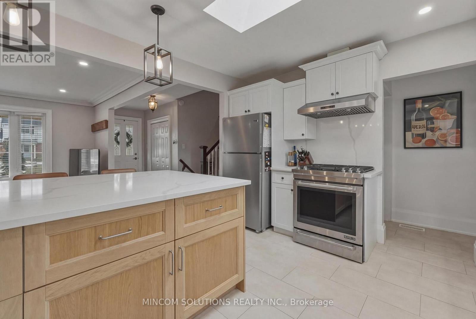 5 Rosefield Drive, Halton Hills (Georgetown), Ontario  L7G 4R2 - Photo 18 - W12914502