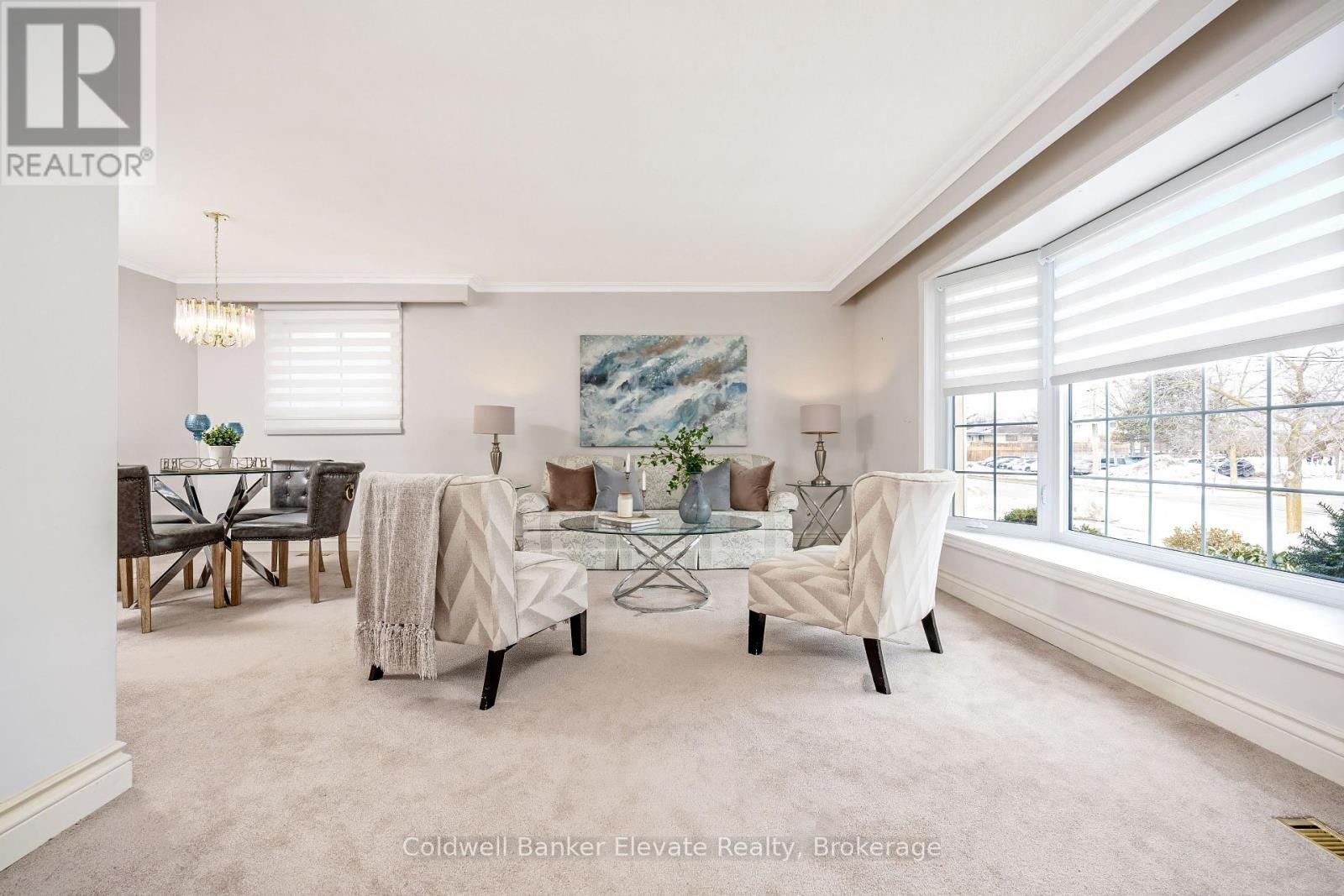 234 Delrex Boulevard, Halton Hills (Georgetown), Ontario  L7G 4E9 - Photo 8 - W12916238