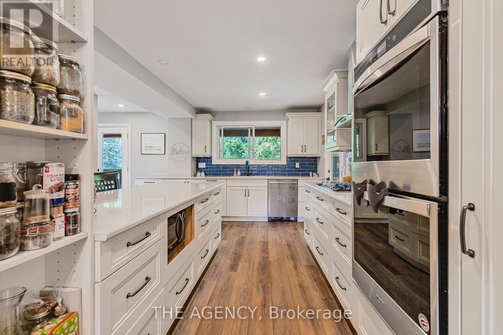 14121 Third Line, Halton Hills (Rural Halton Hills), Ontario  L7J 2X3 - Photo 7 - W12918186