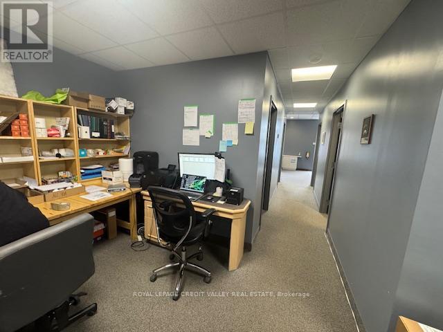 9 - 330 Guelph Street, Halton Hills (Georgetown), Ontario  L7G 4B5 - Photo 10 - W12920658