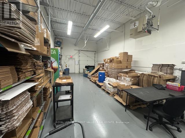 9 - 330 Guelph Street, Halton Hills (Georgetown), Ontario  L7G 4B5 - Photo 21 - W12920658