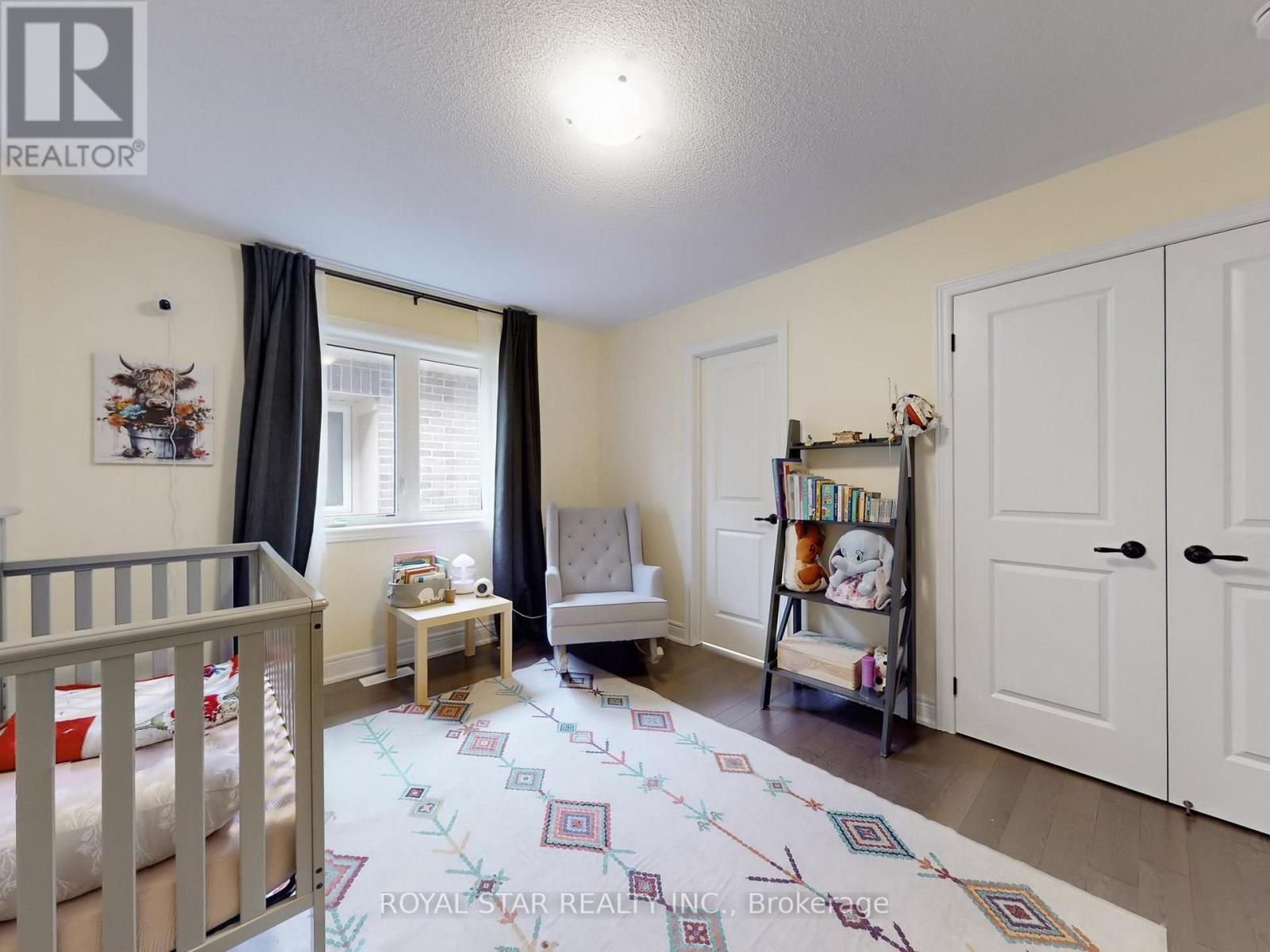 20 Walworth Street, Halton Hills (Georgetown), Ontario  L7G 0N5 - Photo 26 - W12920698