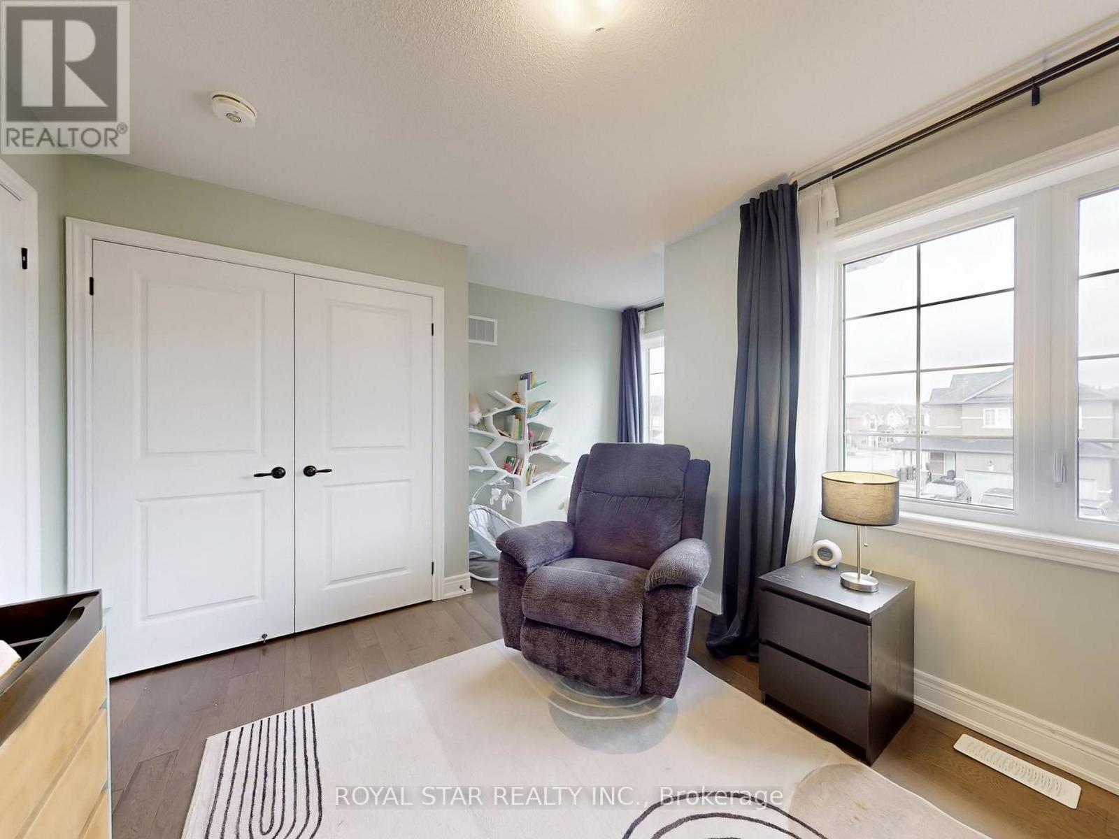 20 Walworth Street, Halton Hills (Georgetown), Ontario  L7G 0N5 - Photo 31 - W12920698