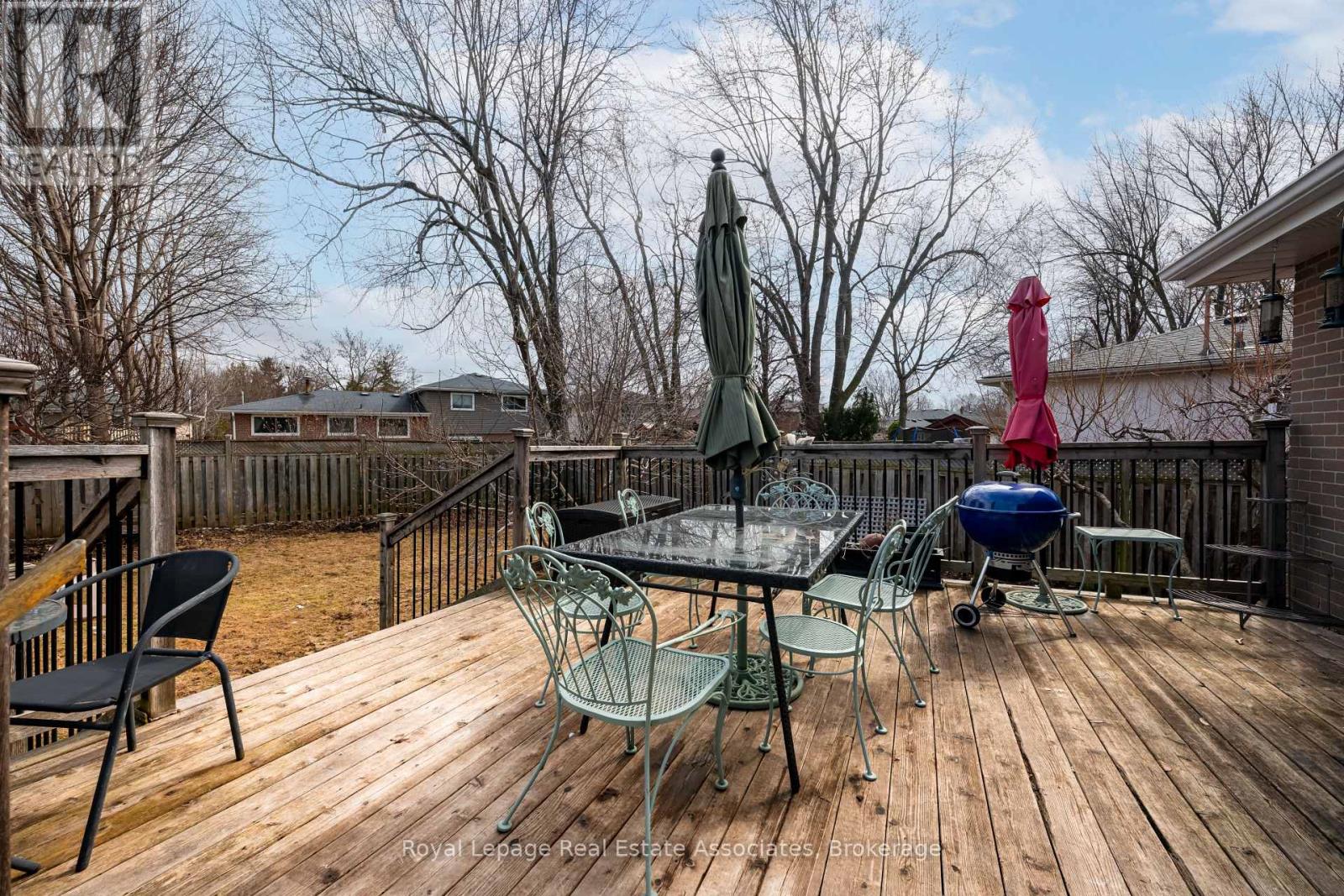 55 Eleanor Crescent, Halton Hills (Georgetown), Ontario  L7G 2T7 - Photo 19 - W12920990