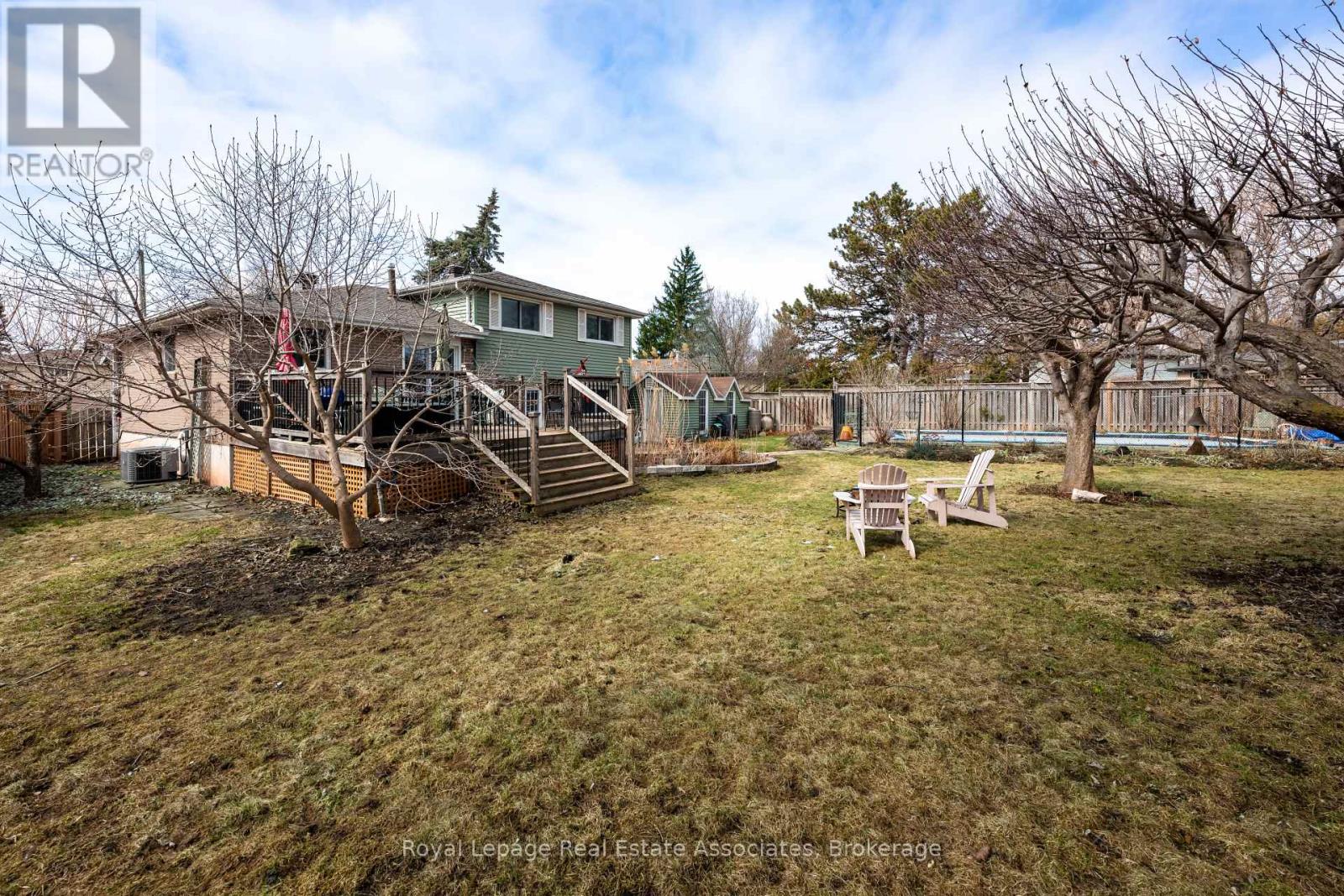 55 Eleanor Crescent, Halton Hills (Georgetown), Ontario  L7G 2T7 - Photo 41 - W12920990