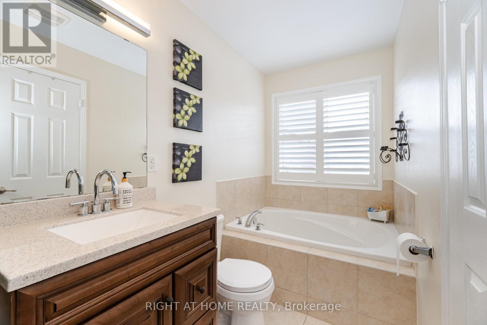 14 Duffel Crescent, Halton Hills (Georgetown), Ontario  L7G 0H7 - Photo 22 - W12921748