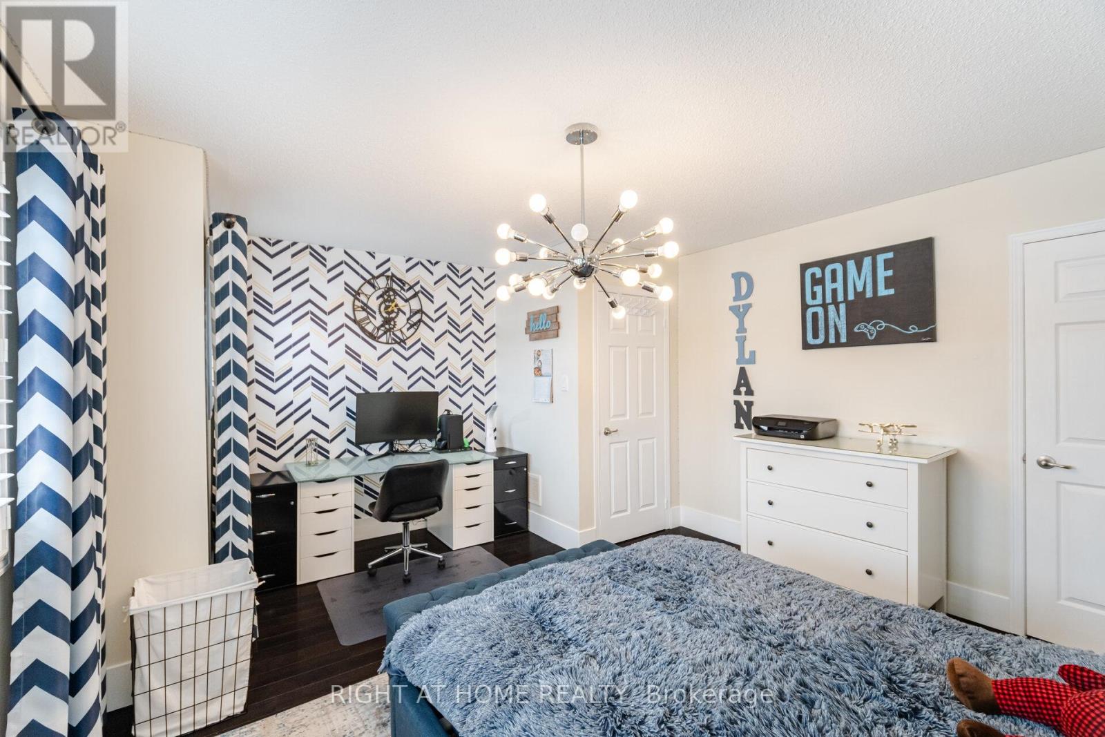 14 Duffel Crescent, Halton Hills (Georgetown), Ontario  L7G 0H7 - Photo 27 - W12921748