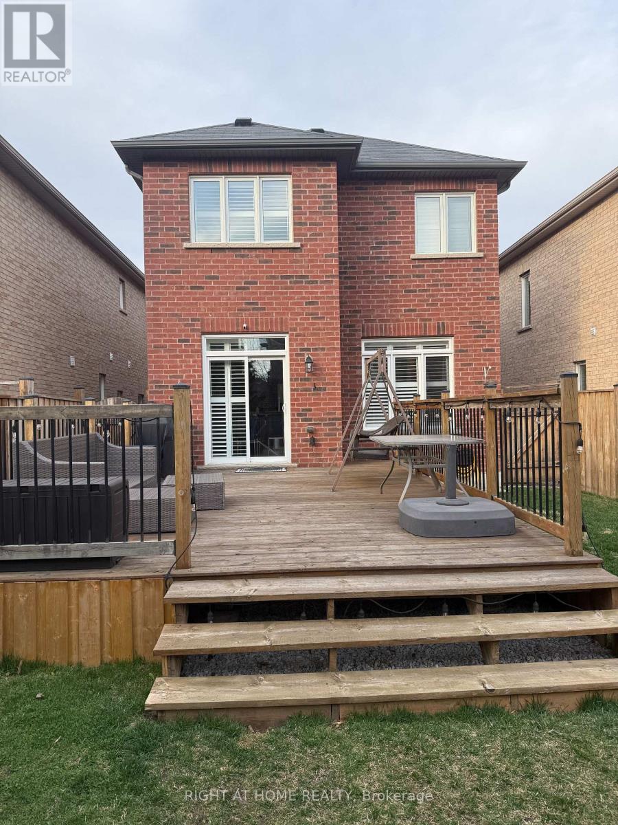 14 Duffel Crescent, Halton Hills (Georgetown), Ontario  L7G 0H7 - Photo 35 - W12921748