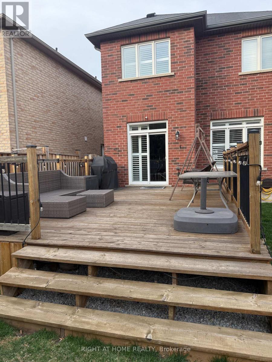 14 Duffel Crescent, Halton Hills (Georgetown), Ontario  L7G 0H7 - Photo 36 - W12921748