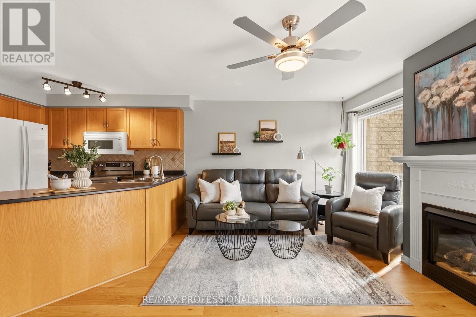 34 Harding Street, Halton Hills (Georgetown), Ontario  L7G 6B2 - Photo 15 - W12922368