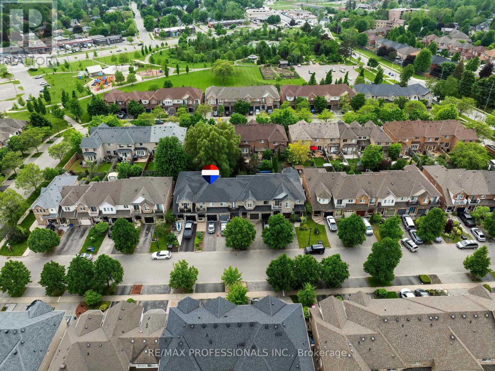 34 Harding Street, Halton Hills (Georgetown), Ontario  L7G 6B2 - Photo 3 - W12922368