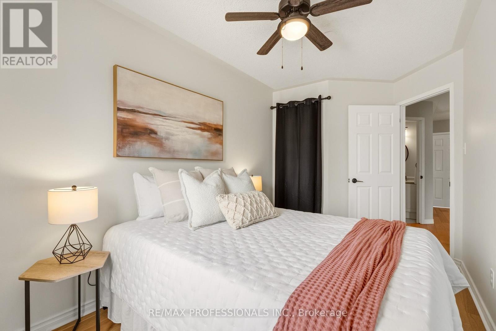 34 Harding Street, Halton Hills (Georgetown), Ontario  L7G 6B2 - Photo 30 - W12922368