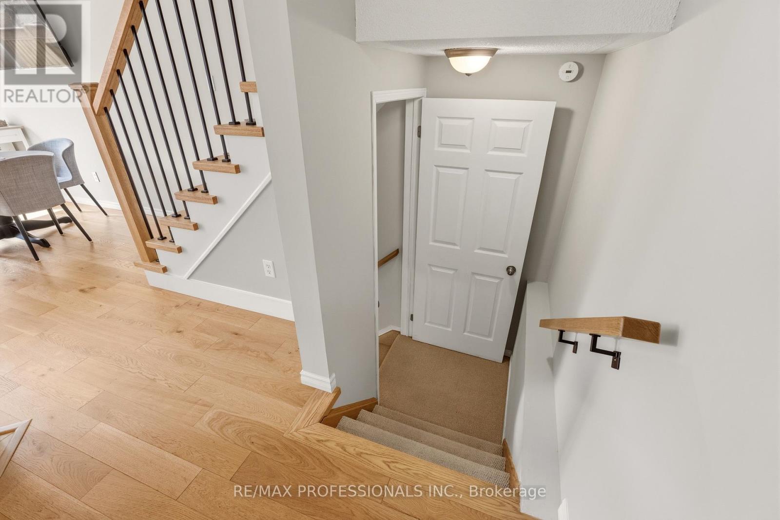 34 Harding Street, Halton Hills (Georgetown), Ontario  L7G 6B2 - Photo 32 - W12922368