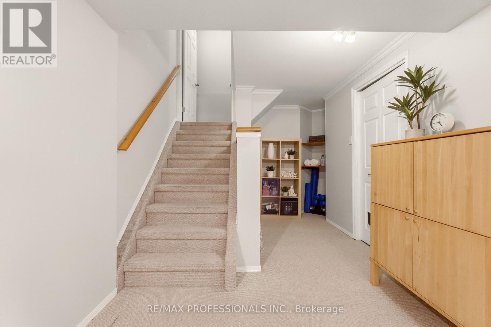 34 Harding Street, Halton Hills (Georgetown), Ontario  L7G 6B2 - Photo 33 - W12922368